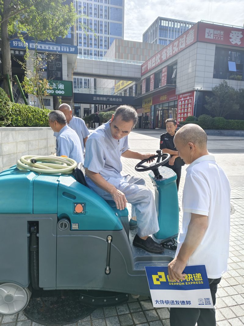 解放人力，提升效率：清晨雨洗地車引領清潔行業變革